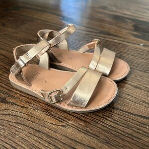 Zara gold sandal size 24